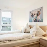 Gemuetliches 1 Schlafzimmer Mit Balkon & Privatem Stellplatz Fuer Bis Zu 4 Personen Unmittelbar An Der Mosel شقة كوبلنس