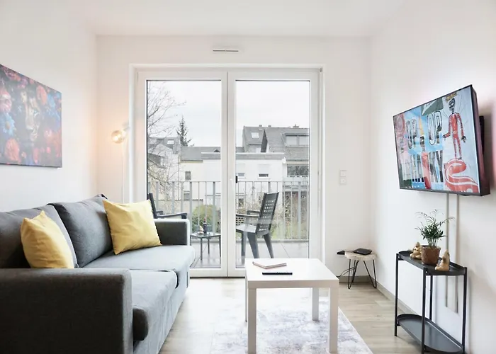 Gemütliches 1 Schlafzimmer Mit Balkon&privatem Stellplatz Für Bis Zu 4 Personen Unmittelbar An Der Mosel Apartment