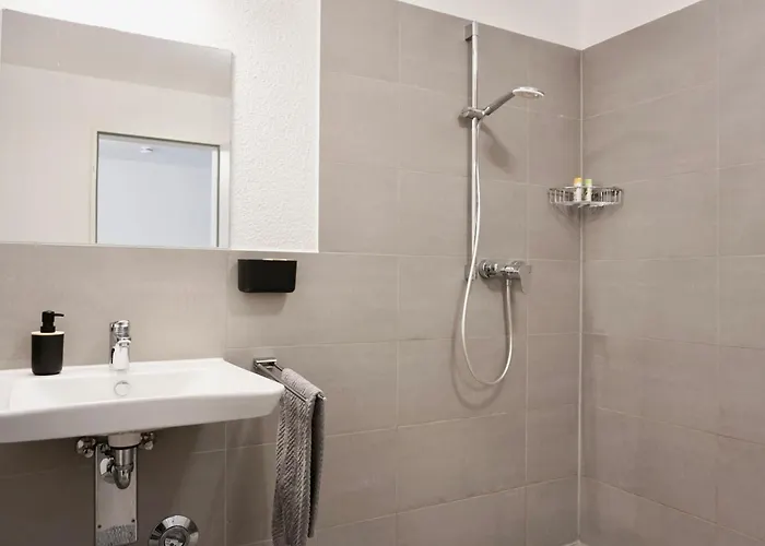 Apartment Gemütliches 1 Schlafzimmer Mit Balkon&privatem Stellplatz Für Bis Zu 4 Personen Unmittelbar An Der Mosel